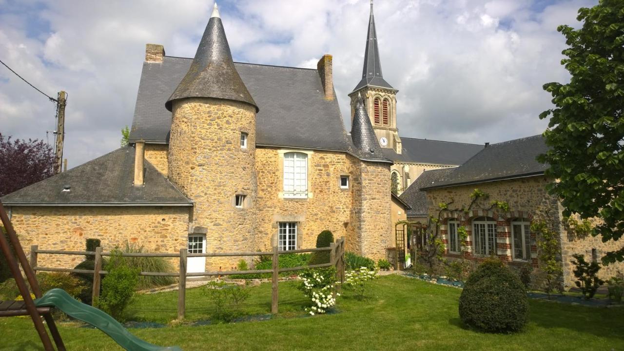 Soulgé-sur-ouette Manoir De La Grand'Cour Bed & Breakfast エクステリア 写真